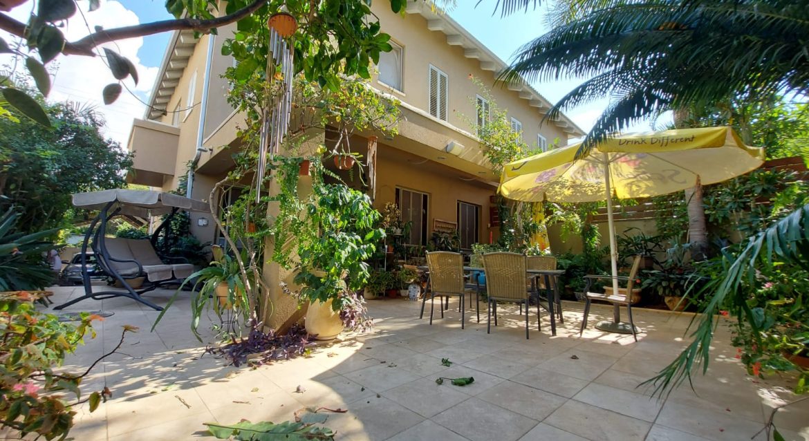 למכירה בית בהרחבה