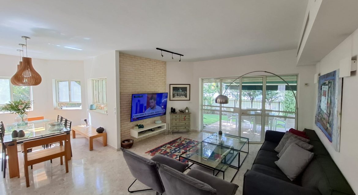 למכירה בית שחובה להכיר