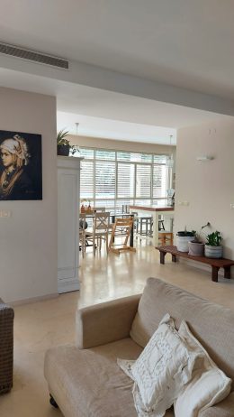 למכירה בית מקסים ומואר