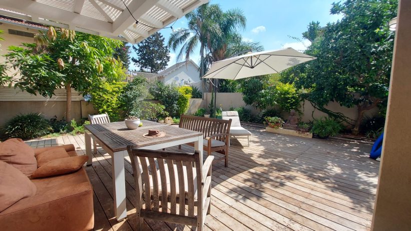 למכירה בית מקסים ומואר