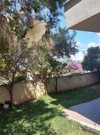 למכירה דירת גן במושבה הירוקה